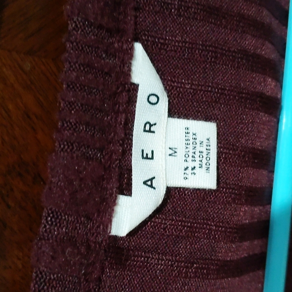 NWT Aeropostale sweater - Picture 3 of 6